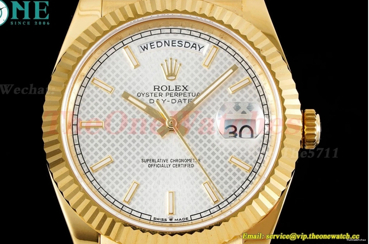 Textured DayDate Dial YG EWF YG 40mm A2836 Silver 0327